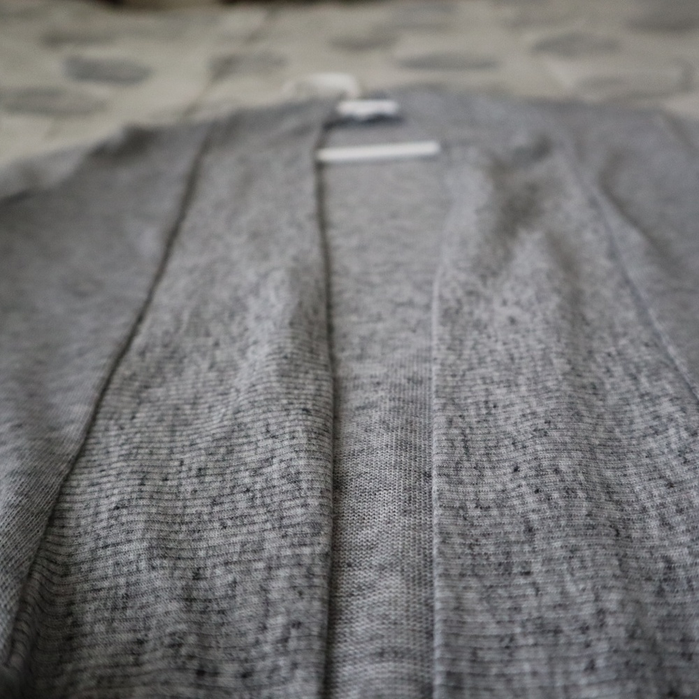 Cardigan - Picture 4 of 5